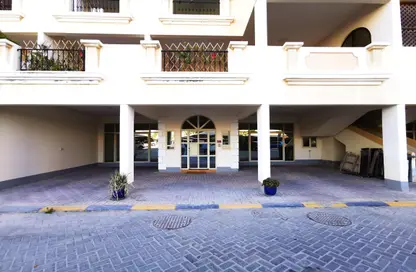 Apartment - 2 Bedrooms - 3 Bathrooms for rent in Janabiya - Northern Governorate