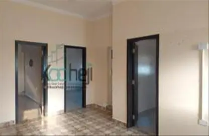 Apartment - 3 Bedrooms - 2 Bathrooms for rent in Busaiteen - Muharraq Governorate