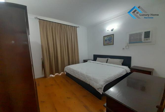 Apartment - 2 Bedrooms - 2 Bathrooms for rent in Al Juffair - Capital Governorate