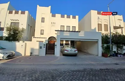 Villa - 3 Bedrooms - 5 Bathrooms for rent in Marassi Residences - Diyar Al Muharraq - Muharraq Governorate