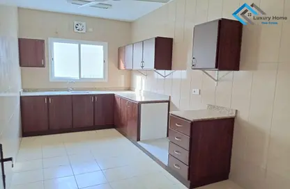 Apartment - 2 Bedrooms - 2 Bathrooms for rent in Busaiteen - Muharraq Governorate