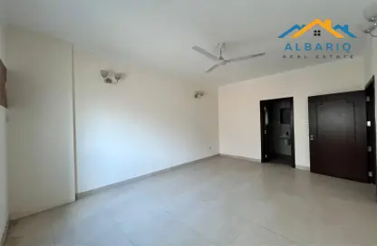 Apartment - 2 Bedrooms - 2 Bathrooms for rent in Muharraq - Muharraq Governorate