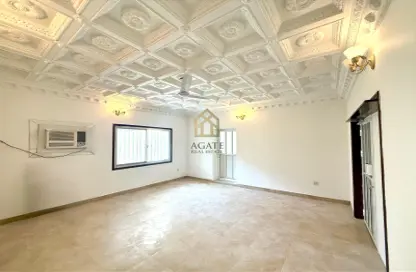 Apartment - 3 Bedrooms - 2 Bathrooms for rent in Muharraq - Muharraq Governorate