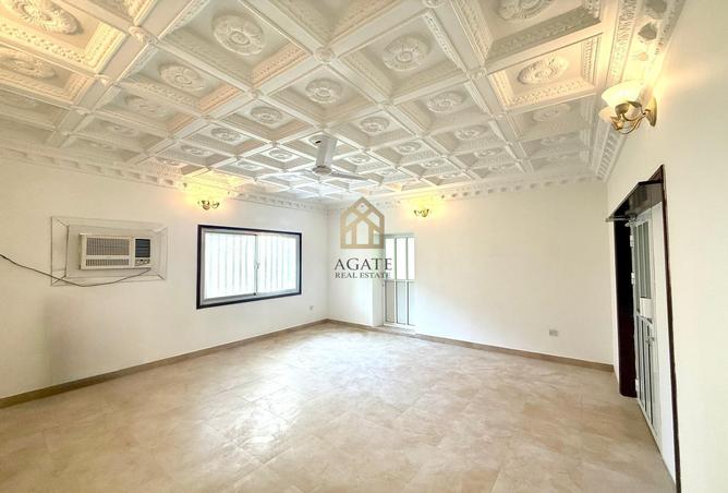 Apartment - 3 Bedrooms - 2 Bathrooms for rent in Muharraq - Muharraq Governorate