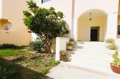 Villa - 4 Bedrooms - 4 Bathrooms for rent in Busaiteen - Muharraq Governorate