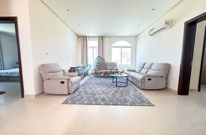 Villa - 4 Bedrooms - 5 Bathrooms for rent in Al Jasra - Northern Governorate