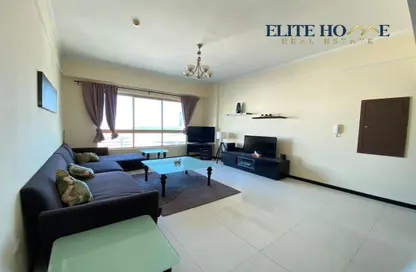 Apartment - 1 Bedroom - 2 Bathrooms for sale in Al Juffair - Capital Governorate