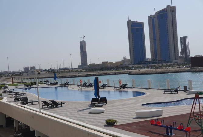 Apartment - 3 Bedrooms - 5 Bathrooms for rent in Reef Island - Capital Governorate