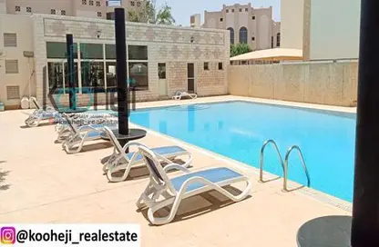 Compound - 4 Bedrooms - 3 Bathrooms for rent in Janabiya - Northern Governorate