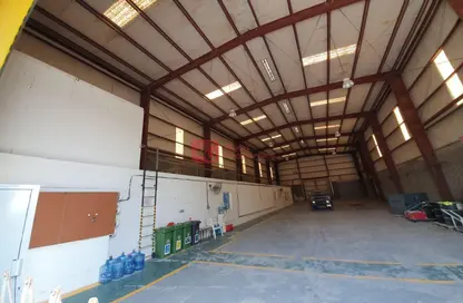 Warehouse - Studio - 1 Bathroom for rent in Sitra - Central Governorate