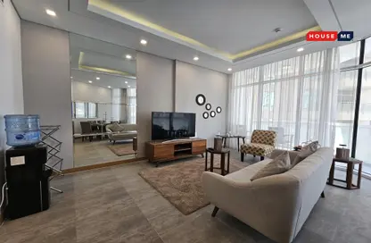 Apartment - 3 Bedrooms - 4 Bathrooms for rent in Al Juffair - Capital Governorate