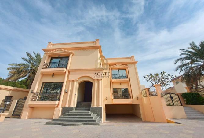 Villa - 5 Bedrooms - 7 Bathrooms for rent in Saar - Northern Governorate