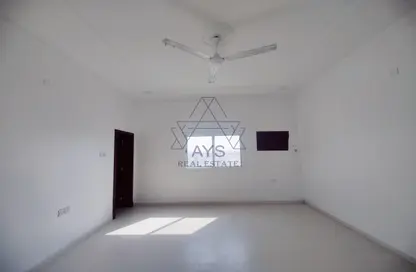 Apartment - 2 Bedrooms - 3 Bathrooms for rent in Busaiteen - Muharraq Governorate