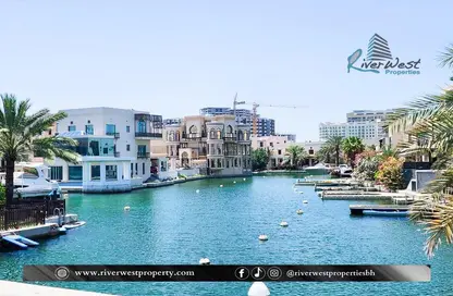 Villa - 5 Bedrooms - 6 Bathrooms for sale in Al Marsa Floating City - Amwaj Islands - Muharraq Governorate