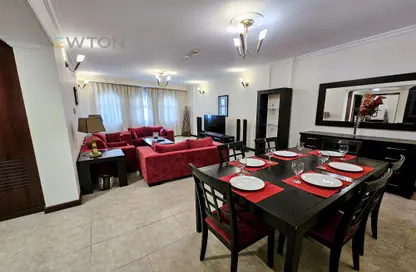 Apartment - 2 Bedrooms - 2 Bathrooms for rent in Busaiteen - Muharraq Governorate