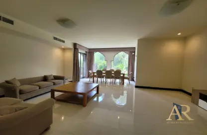 Living / Dining Room image for: Villa - 4 Bedrooms - 4 Bathrooms for rent in Adliya - Manama - Capital Governorate, Image 1
