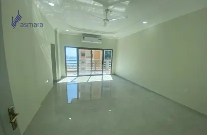 Apartment - 5 Bedrooms - 5 Bathrooms for sale in Hidd - Muharraq Governorate