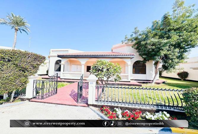 Villa - 4 Bedrooms - 4 Bathrooms for rent in Saar - Northern Governorate