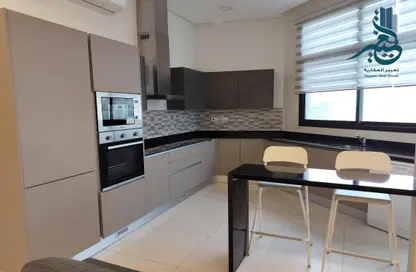 Apartment - 2 Bedrooms - 2 Bathrooms for rent in Janabiya - Northern Governorate