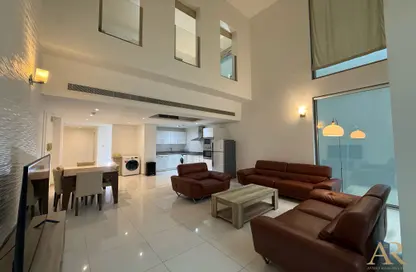 Duplex - 1 Bedroom - 2 Bathrooms for rent in Al Juffair - Capital Governorate