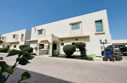 Villa - 3 Bedrooms - 4 Bathrooms for rent in Saar - Northern Governorate