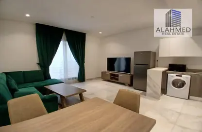 Apartment - 2 Bedrooms - 2 Bathrooms for rent in Segaya - Manama - Capital Governorate