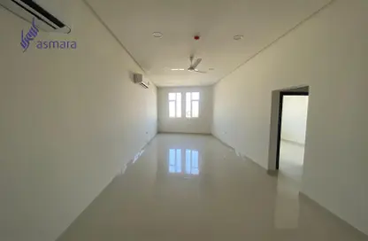 Office Space - Studio - 2 Bathrooms for rent in Hidd - Muharraq Governorate