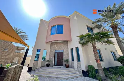 Villa - 4 Bedrooms - 4 Bathrooms for rent in Saar - Northern Governorate