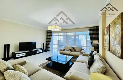 Apartment - 3 Bedrooms - 3 Bathrooms for rent in Al Juffair - Capital Governorate