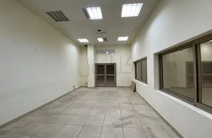 Whole Building - Studio - 3 Bathrooms for rent in Um Al Hasam - Manama - Capital Governorate