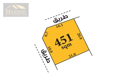 أرض - استوديو للبيع في الدير - المحرق