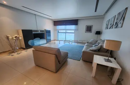 Apartment - 2 Bedrooms - 3 Bathrooms for rent in Reef Island - Capital Governorate