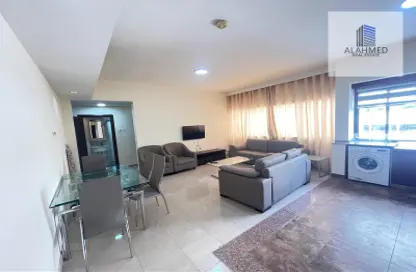 Apartment - 2 Bedrooms - 2 Bathrooms for rent in Al Juffair - Capital Governorate