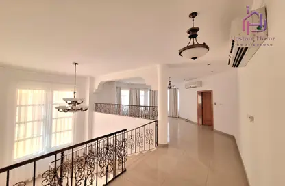 Villa - 4 Bedrooms - 4 Bathrooms for rent in Janabiya - Northern Governorate