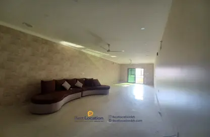 Apartment - 4 Bedrooms - 5 Bathrooms for rent in Al Bahair - Riffa - Southern Governorate