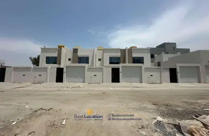 Villa - 4 Bedrooms - 5 Bathrooms for sale in Shakhura - Northern Governorate