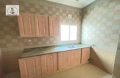 Apartment - 2 Bedrooms - 2 Bathrooms for rent in Um Al Hasam - Manama - Capital Governorate