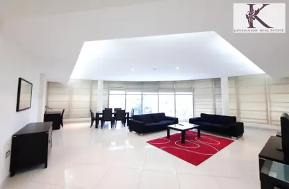 Apartment - 3 Bedrooms - 3 Bathrooms for rent in Mahooz - Manama - Capital Governorate