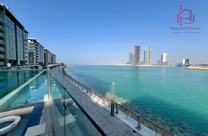 Apartment - 2 Bedrooms - 3 Bathrooms for sale in Reef Island - Capital Governorate