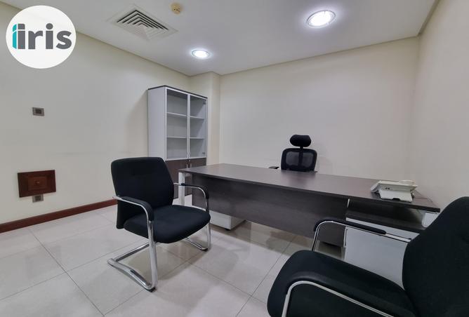 Office Space - Studio - 1 Bathroom for rent in Al Juffair - Capital Governorate