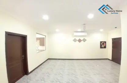 Apartment - 2 Bedrooms - 3 Bathrooms for rent in Galali - Muharraq Governorate