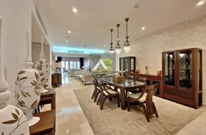 Apartment - 2 Bedrooms - 3 Bathrooms for rent in Reef Island - Capital Governorate