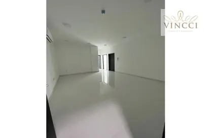 Apartment - 2 Bedrooms - 3 Bathrooms for sale in Arad - Muharraq Governorate