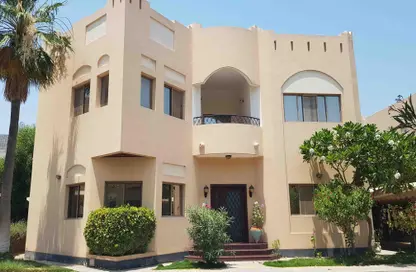 Compound - 4 Bedrooms - 4 Bathrooms for rent in Janabiya - Northern Governorate