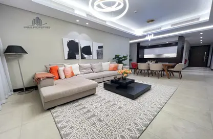 Apartment - 2 Bedrooms - 4 Bathrooms for sale in Al Juffair - Capital Governorate