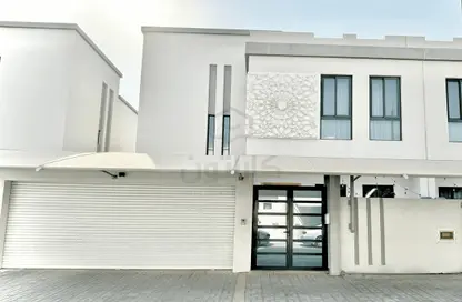 Villa - 4 Bedrooms - 5 Bathrooms for sale in Hamad Town - Northern Governorate