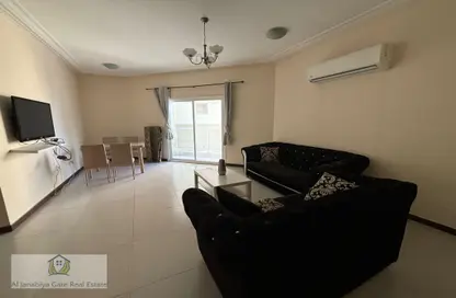 Apartment - 2 Bedrooms - 2 Bathrooms for rent in Hidd - Muharraq Governorate