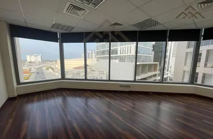 Office Space - Studio - 2 Bathrooms for rent in Seef - Capital Governorate