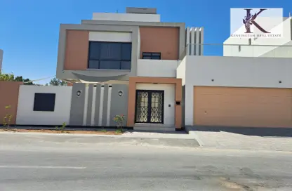 Villa - 4 Bedrooms - 5 Bathrooms for sale in Saar - Northern Governorate