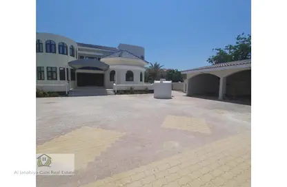 Villa - 5 Bedrooms - 6 Bathrooms for rent in Saar - Northern Governorate